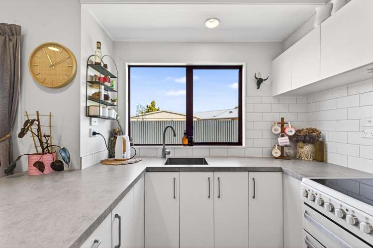 43A Tait Drive Greenmeadows_11