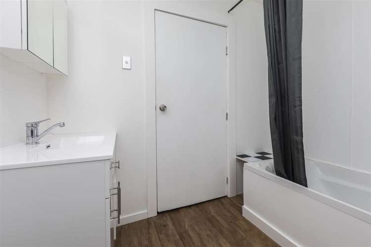 1/25 Third Street Belfast_11