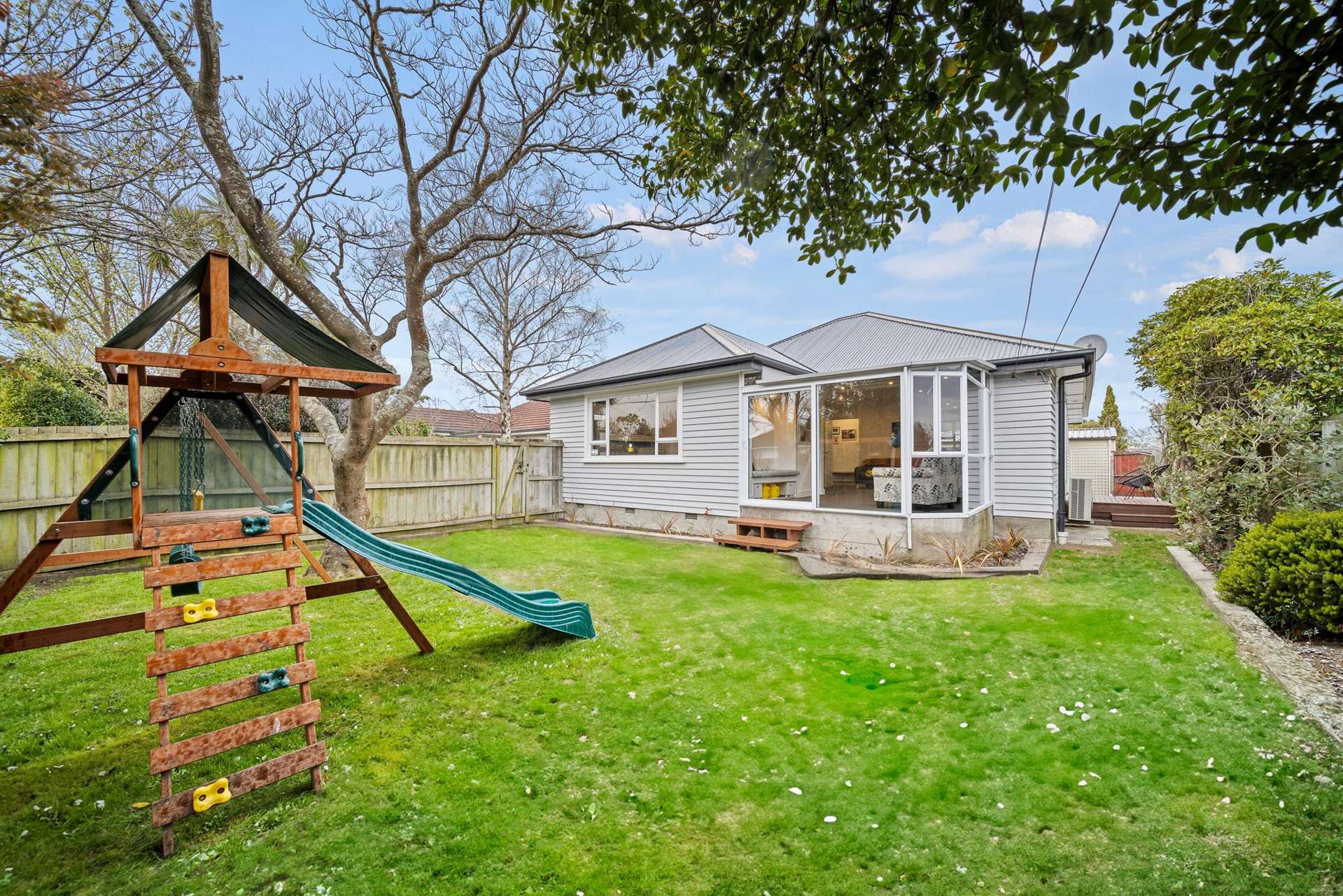 29 Downing Street Hoon Hay_0