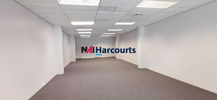 Shop B/15-17 Hurstmere Road Takapuna_1