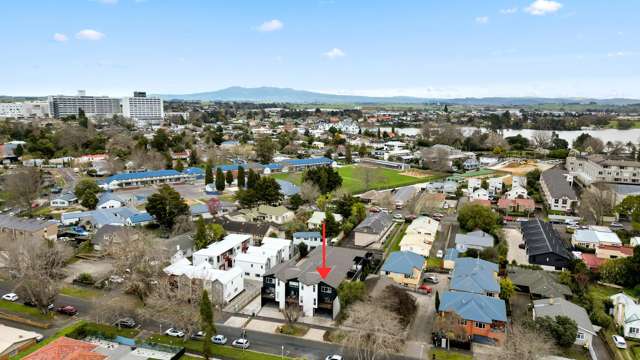 1/14 Hammond Street Hamilton Central_1