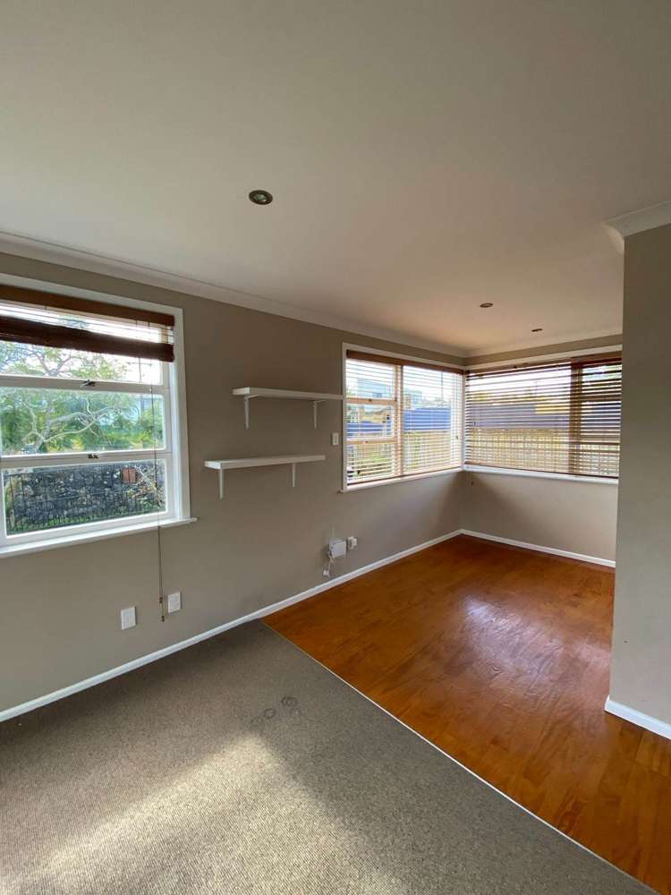 6 Haycock Avenue Mt Roskill_6