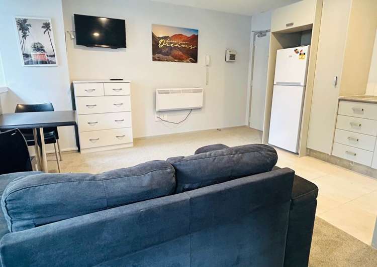 9h/2 Whitaker Place Grafton_2