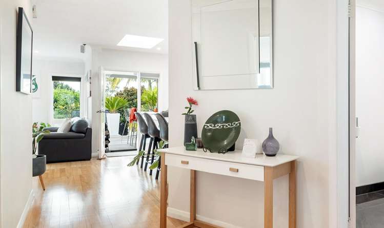 103 Warnock Street Westmere_17