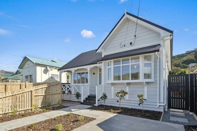 68 Derwent Street Island Bay_1