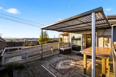 24 Hinemoa Avenue_1