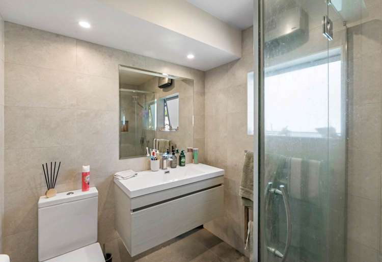 11 Quibray Place Botany Downs_11