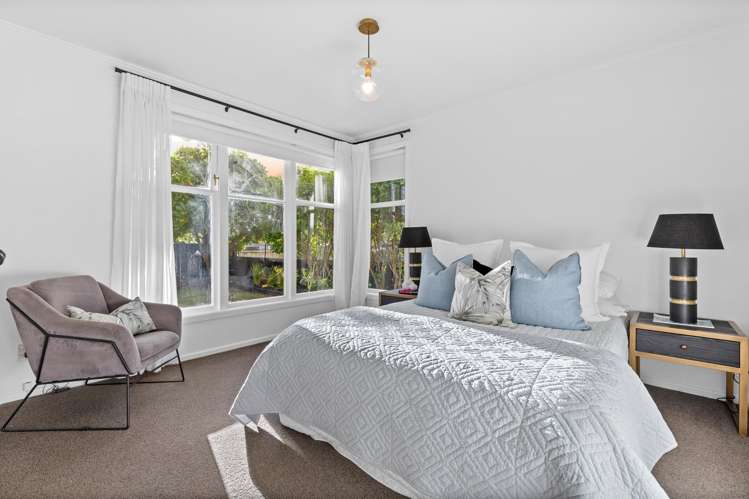52 Neil Avenue Te Atatu Peninsula_11