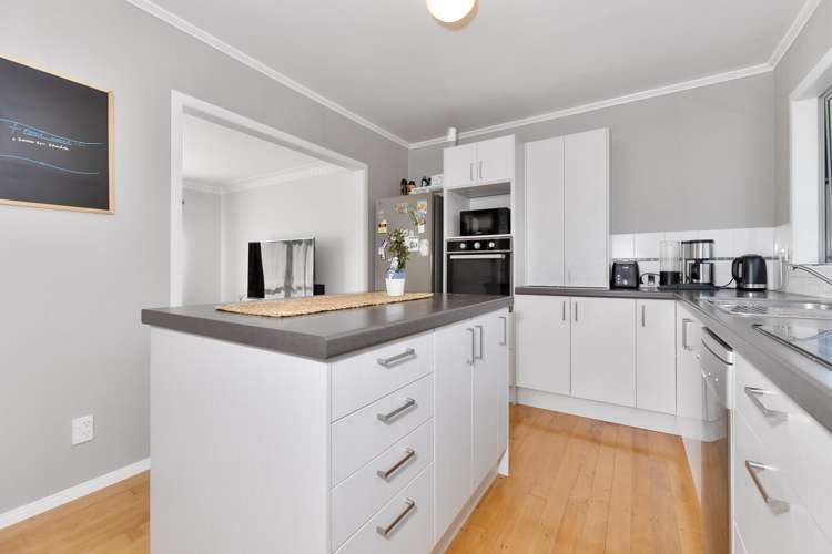 2/22 Greenhill Crescent Pakuranga_6