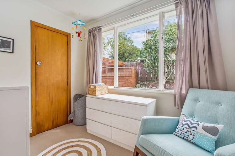 1/49a Lancaster Road Beach Haven_12