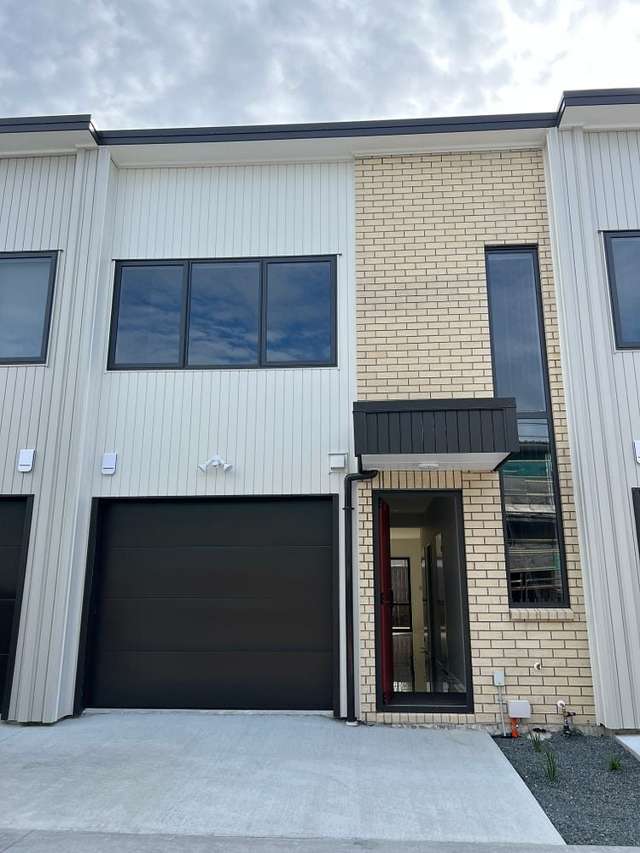 4 Maumahara Way Papatoetoe_1