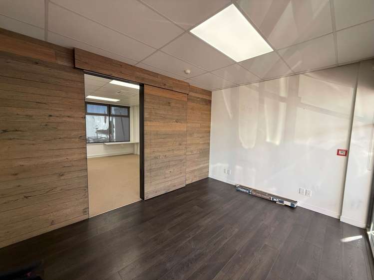 Unit 16/142-160 Beaumont Street City Centre_2