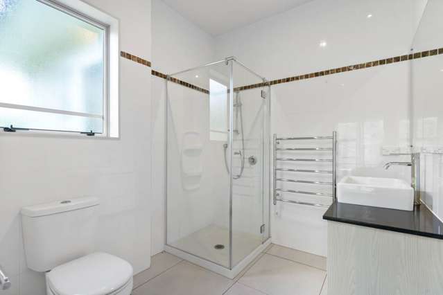 6 Kauriki Terrace Stonefields_4