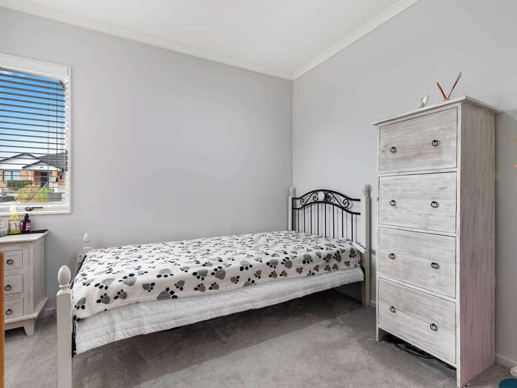 9 Fleetwood Drive Henderson_21