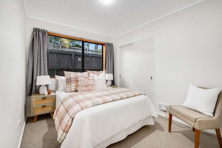 4 Red Hibiscus Road Stanmore Bay_15