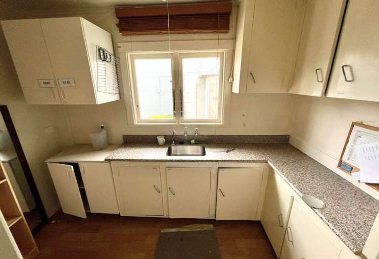 Unit 2/739 Whangaparaoa Road Stanmore Bay_9