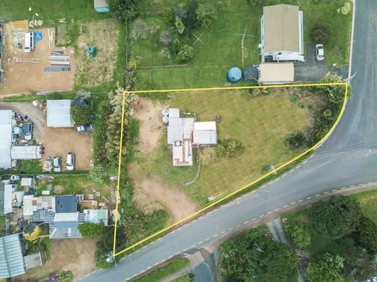 2 Whakarite Road Ostend_1