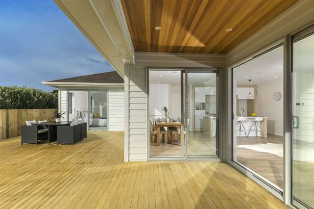 6 Sir Lincoln Drive Kumeu_2