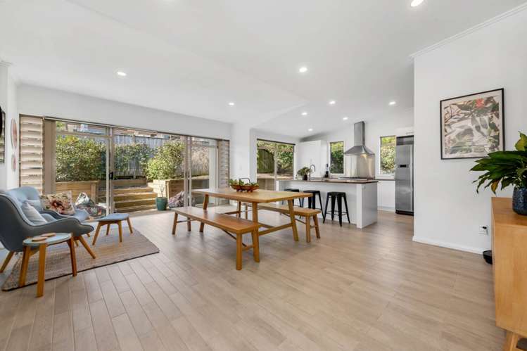 41 Intrepid Crescent Beachlands_6