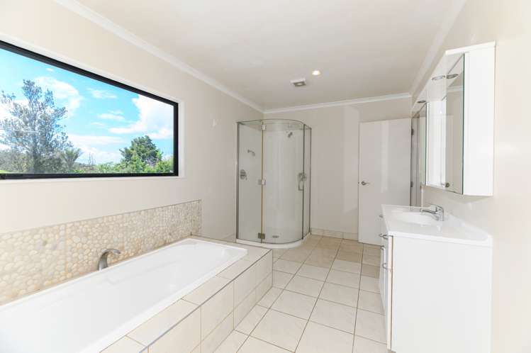 6 Shirley Road Parau_30