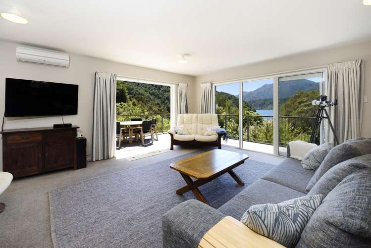 3218 Archers Road Marlborough Sounds_8