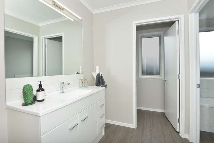 67 Stace Hopper Drive One Tree Point_14