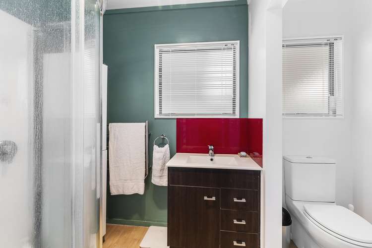 12a Kahutea Terrace Titahi Bay_11