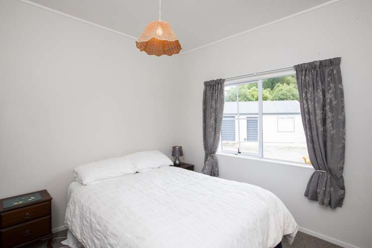 63 Ngakoroa Road Ormond_10