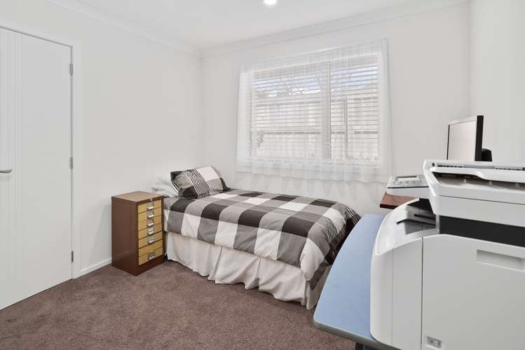 18 Boysenberry Grove Richmond_16