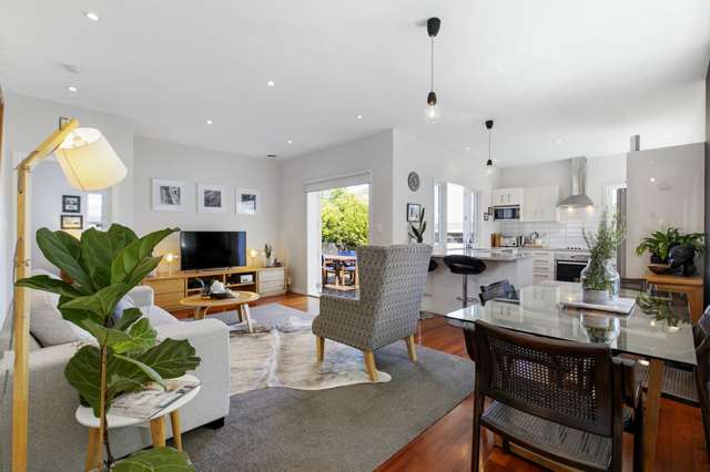 1/58 Eversleigh Road Belmont_1