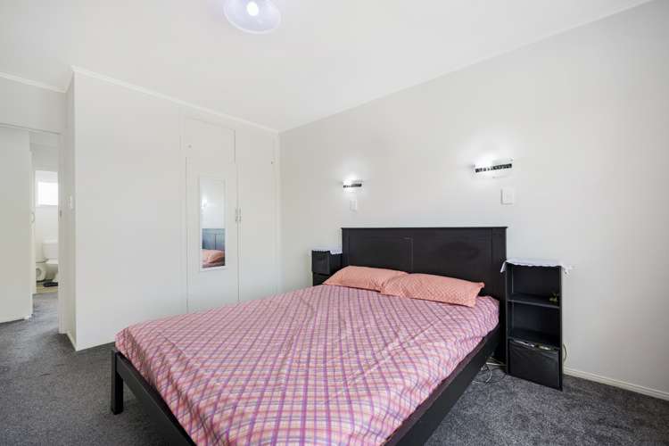 1/150 Porchester Road Papakura_5