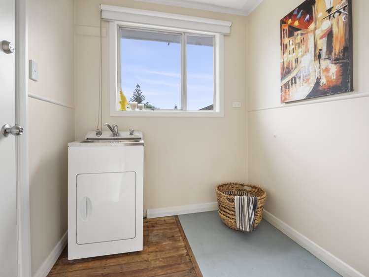 5 Coates Crescent Panmure_7