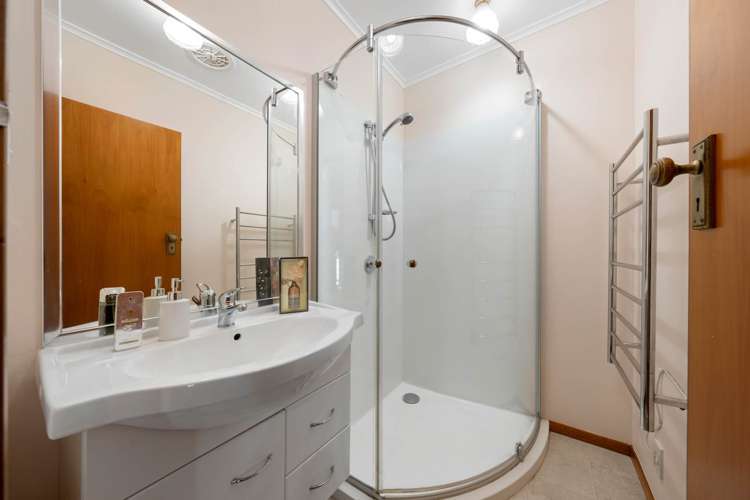 166 Sandspit Road Cockle Bay_14