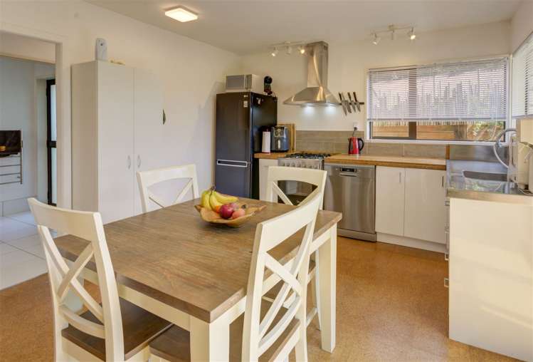 11 Bridge Street Waikuku Beach_2