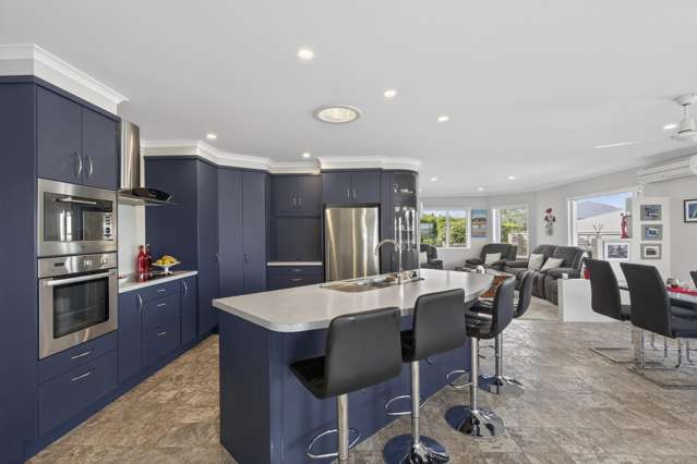 38 Karamea Street Whalers Gate_1