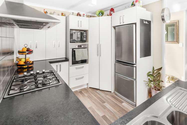 12 Evergreen Rise Grandview Heights_8