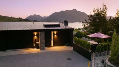 16 Highlands Close_1