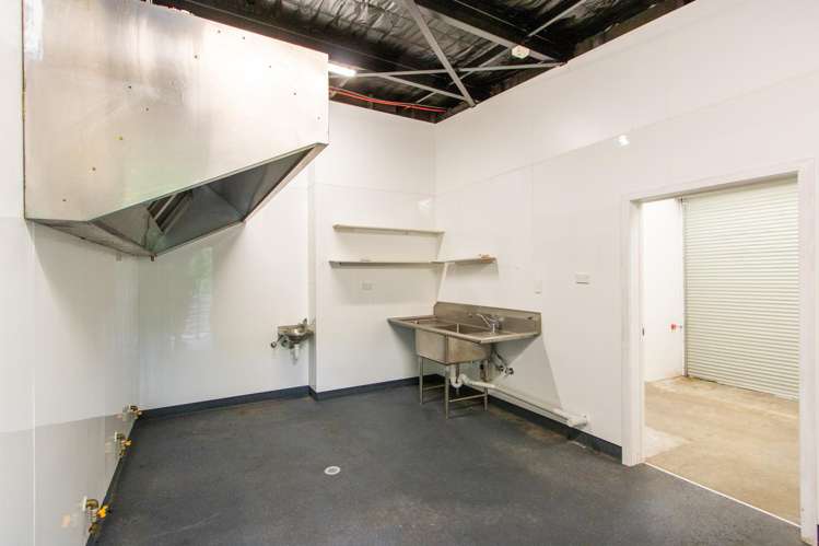 Warehouse/200 Dairy Flat Highway Albany_4