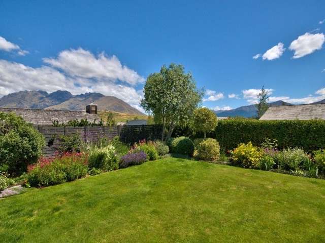 8 Rannoch Drive Jacks Point_4