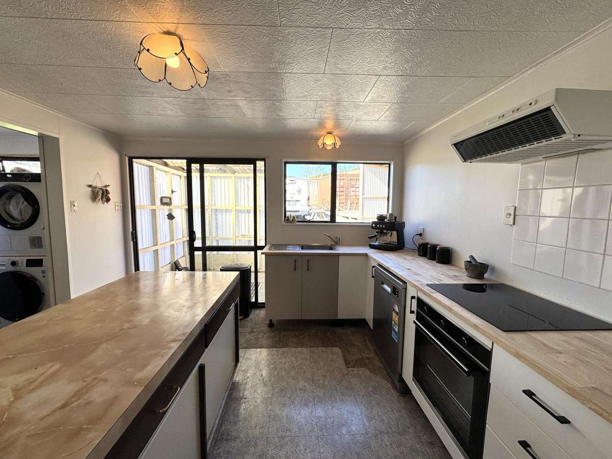 82 Salcombe Street_4