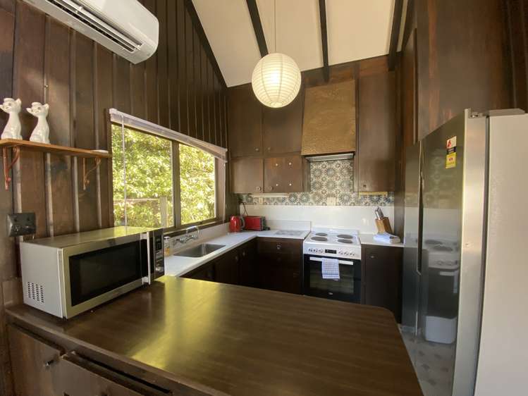 21 Watts Road Fernhill/Sunshine Bay_8