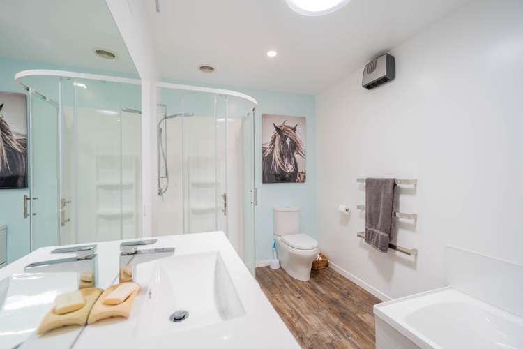 28 Burnby Drive Te Anau_12