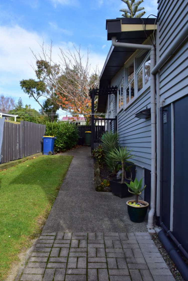 12 Miltonia Avenue Te Atatu South_24