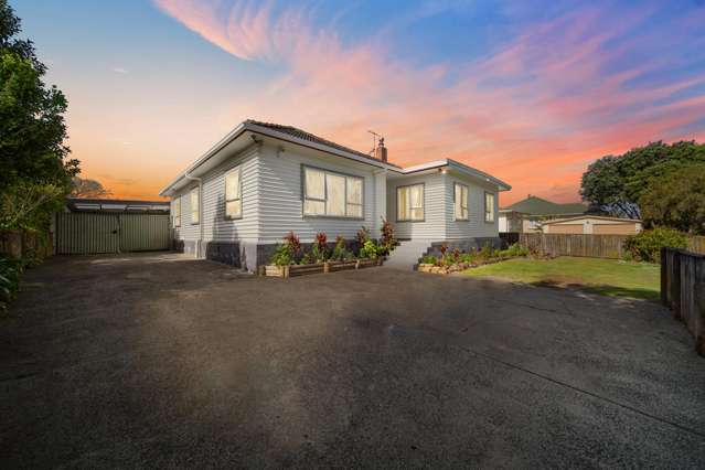 994 Square Metre Prime Papatoetoe Location!