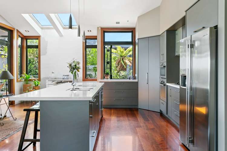 75 Mere Road Taupo_9