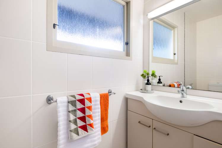 42 Tawini Road Titirangi_23