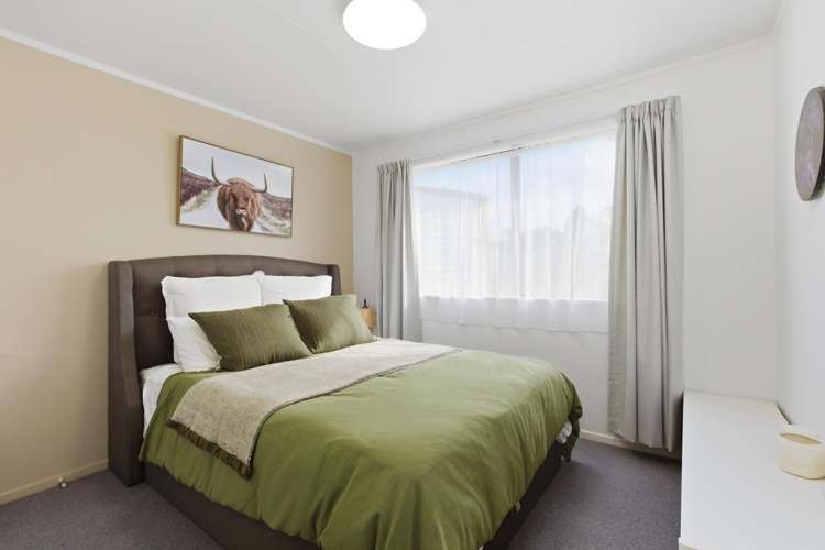 27 Sylvania Drive Matua_12