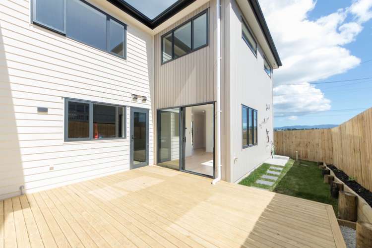 1/110 Royal Road Massey_1