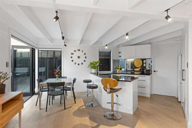 2/36 Edgeware Road Saint Albans_4