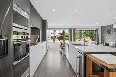 76 Palm Beach Boulevard_1